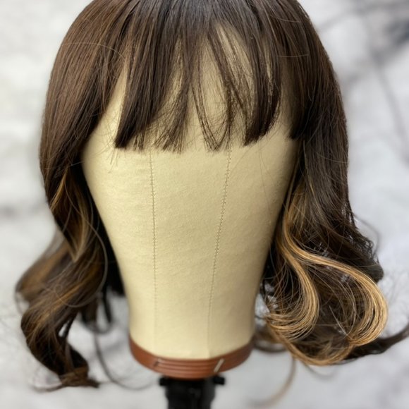 Brown Highlight Bob Wig With Bangs - Picture 6 of 7